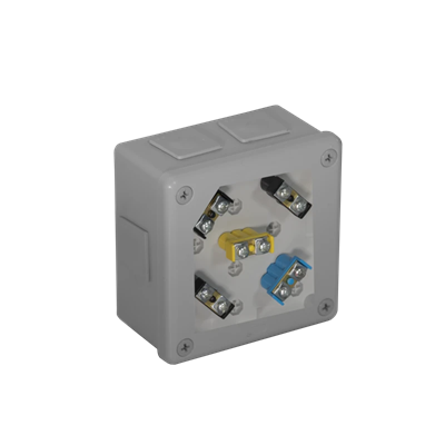 „110” Surface-mounted box with rubber glands 6-inlet 118x118x68mm IP55 lid for 4 screws with terminals gray