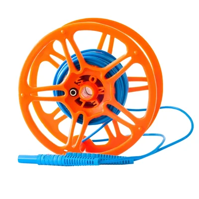 15 m langes Rollenkabel mit blauen Bananensteckern