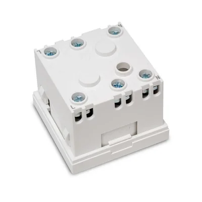 230V-Modulsteckdose mit Erdung, 1-fach Standard 45x45 weiß