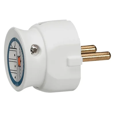 2P weißer Flachstecker