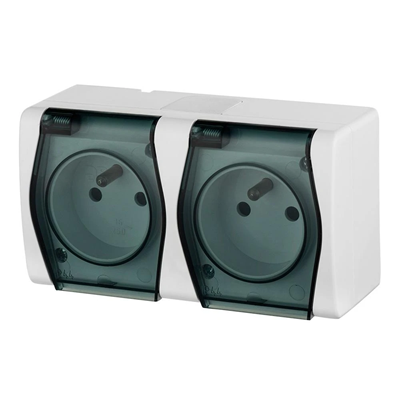 2x2P+E socket with flap IP44