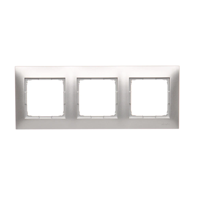 3-gang universal frame for plasterboard boxes IP20 / IP44, silver (metallic)