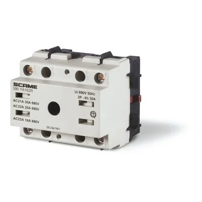 3P+N 32A panel-mounted circuit breaker