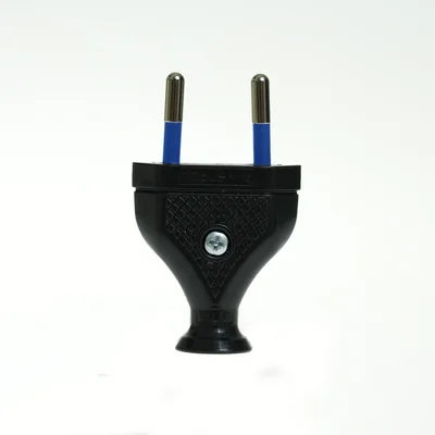 Abnehmbarer Flachstecker, 2,5 A/250 V, Klasse II-Isolierung. SCHWARZ