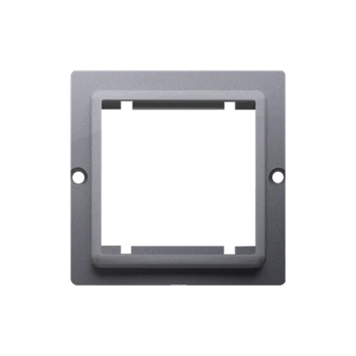 Adaptér pro standardní vybavení 45 × 45 mm. Montáž do krabice pomocí šroubů; matná stříbrná