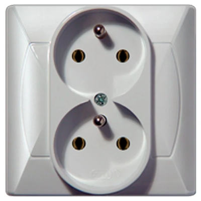 AKCENT Double socket outlet with earthing, white, with phase invariance function