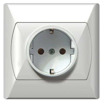 AKCENT Single socket with ground schuko white