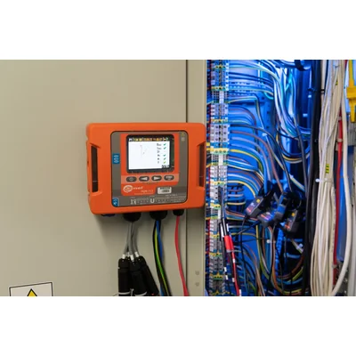 Analizador de calidad de energía PQM-711 4G (LTE)