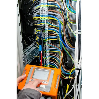 Analyzátor kvality energie PQM-710 4G (LTE) s kleštěmi F-3A