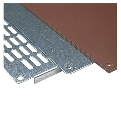 AR032M03 Placa de montaje de acero galvanizado de 2 mm para cajas tipo ARIA 32, 250 × 150 mm (alto x ancho)