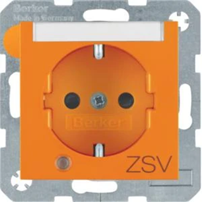 B. QUADRATISCHE SCHUKO-Steckdose mit einer Steuerdiode und einem Beschreibungsfeld, Aufdruck „ZSV“ orange