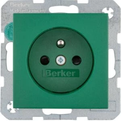 B.3/B.7 Faceplate with contact shutters for earthed socket green