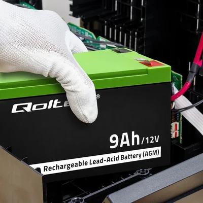 Batteria Qoltec AGM | 12V | 9Ah | Senza manutenzione | Efficiente | Lunga durata | per UPS, sistemi di sicurezza
