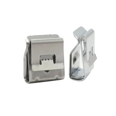 Cable clip fastened to the module frame