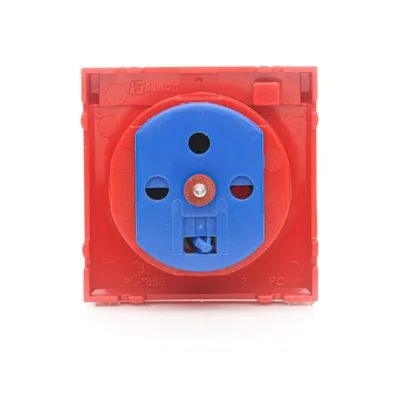 Cache SIMON 54 PREMIUM IP44 + clé pour prise DATA rouge
