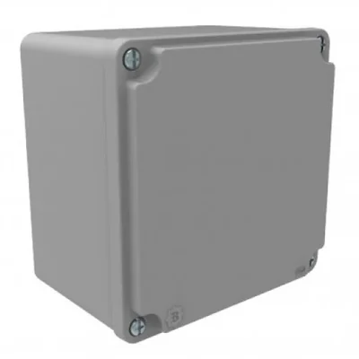 Caja de aluminio de 130x130x90 mm con protección IP67.