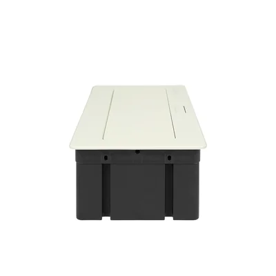 Casete para muebles NOEN empotrado en la superficie de la mesa con marco de PVC integrado para enchufes modulares de 3 x 45 x 45 mm o 6 x 22,5 x 45 mm, cable de 1,5 m, blanco.