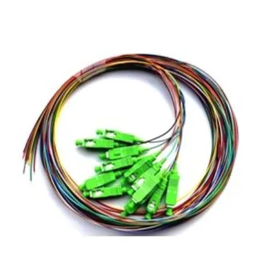Cavi di collegamento SM SC/APC con rivestimento da 0,9 mm, lunghezza 2 m - 12 pezzi.