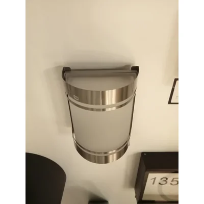 Cerno Außenwandleuchte aus Edelstahl