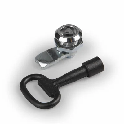 Cerradura triangular con llave de 11 mm