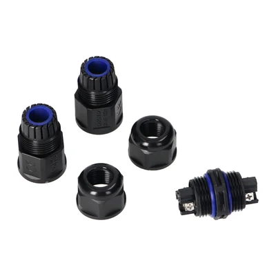 Conector de cable recto IP68, 3x4mm2, 450V/25A