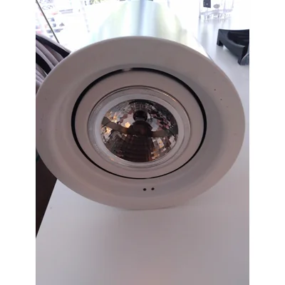 DLN 190 Lampe de présentation blanche en saillie