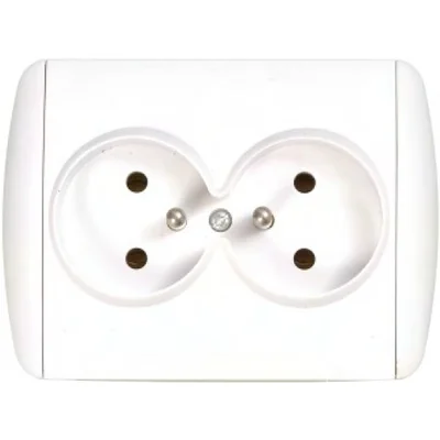 DOUBLE EARTHED SOCKET