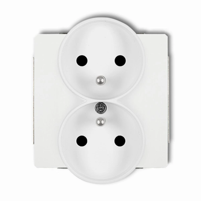 Double socket mechanism for frame with grounding 2x2P+Z, white