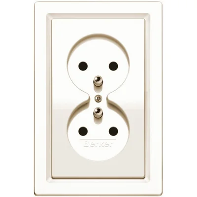 Double socket with earthing cream gloss set