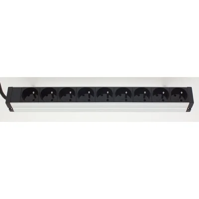 EmiterNet 19 Steckdosenleiste, 9-polige Buchse, 3 m Kabel, IEC320 C14 Stecker