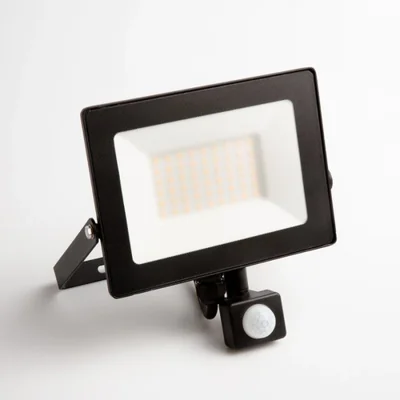 Faro LED da 50W 4000K 4500lm PIR IP65