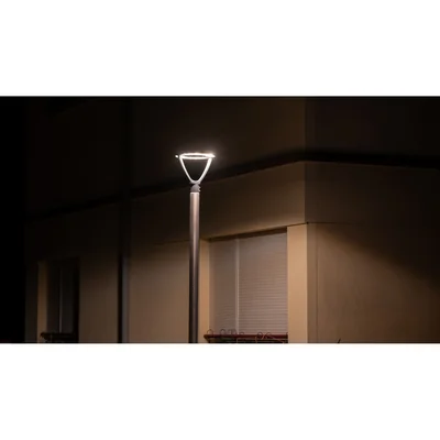 Farol urbano simétrico 29W SYM PS 822-827 IP66 Luminaria GY