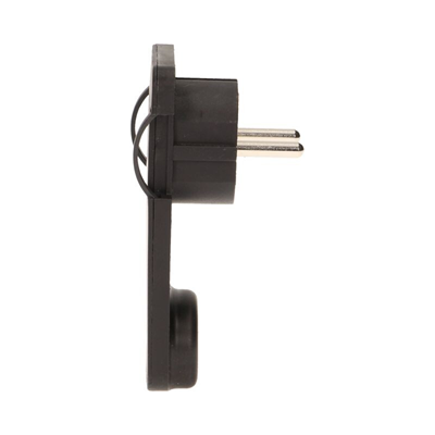 Flat plug for 250V 16A cables with a handle, black