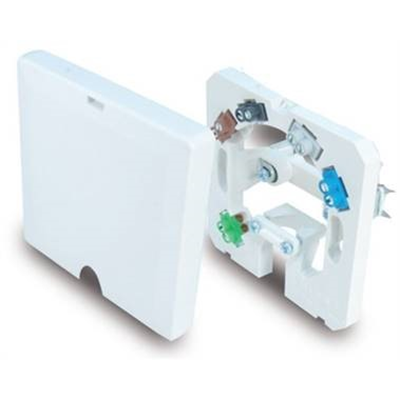 Flush-mounted box for connecting 3-phase devices