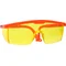 Gafas de seguridad con lente amarilla.