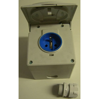 Gniazdo z puszka natynkową 16A 250V IP44 M25