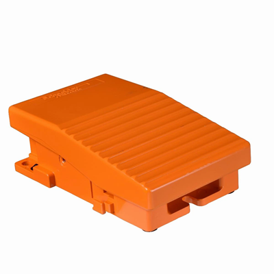 Harmony XPE Interruptor de pie simple sin tapa, naranja 2NC + 2NO, metal