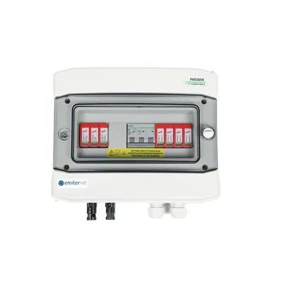 Hermetische DCAC-Anschlussplatine IP65 EMITER mit DC-Überspannungsableiter Dehn 1000V Typ 2 1 x PV-String 1 x MPPT AC-Ableiter Dehn Typ 2 20A 3-F