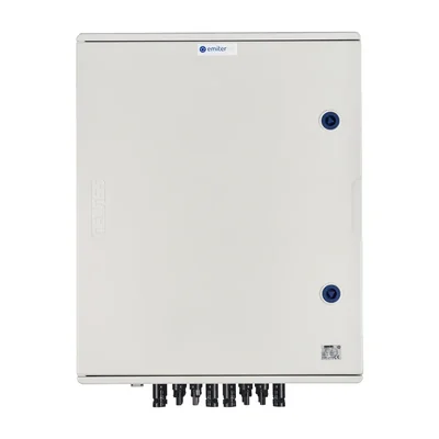 Hermetische DCAC-Anschlussplatine IP66 EMITER mit Überspannungsableiter DC Dehn 1000V Typ 1+2 6 x String PV 6 x MPPT-Ableiter AC Dehn Typ 1+2 100A 3-F FR 100A