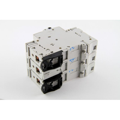 Interruttore automatico 3 poli G63 B10 3P 10A 6kA