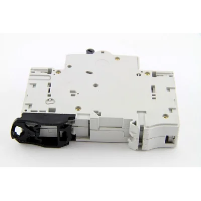 Interruttore automatico unipolare G61 B32 1P 32A 6kA