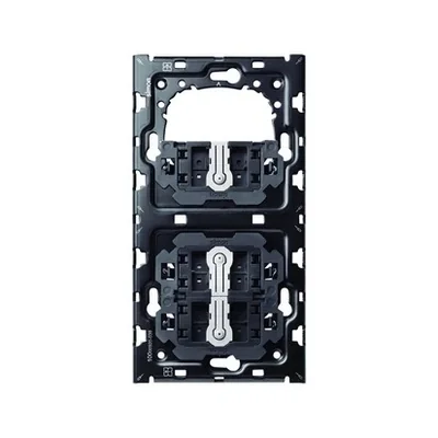 Juego de 2 piezas Simon 100 W100-10010214x-039: 3 conectores para escaleras. Hasta agotar existencias.