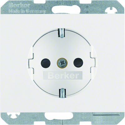 K.1 SCHUKO socket white