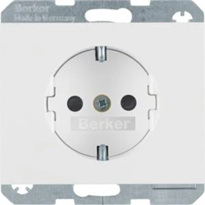 K.1 SCHUKO socket white