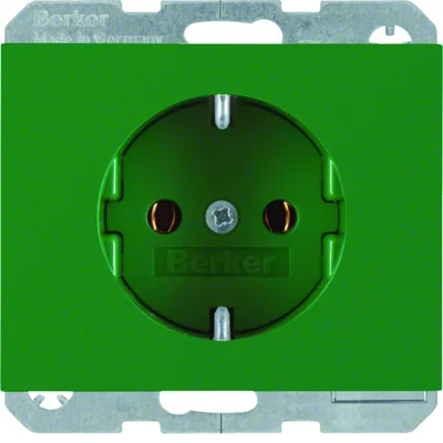 K.1 Toma SCHUKO Verde