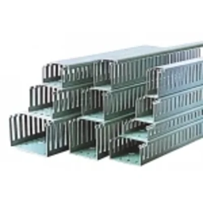 Kammprofil A 25x30 T (2 m), 25x30 (Breite/Höhe), seitliche Perforation T (Schlitz 4 mm), Typ A