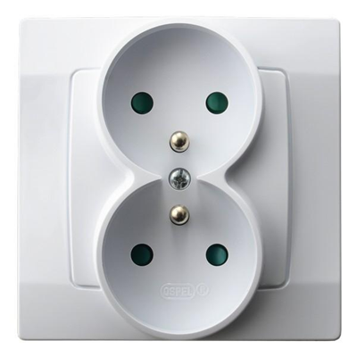 KARO Double earthed socket with shutters for current paths, white