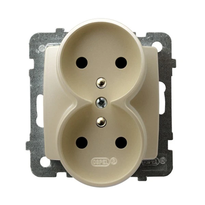 KARO Double socket with earthing ecru pearl