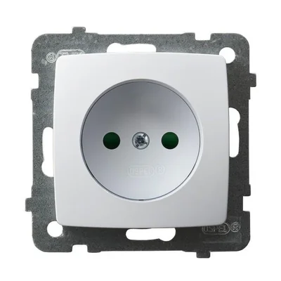 KARO Single socket, with shutters, white