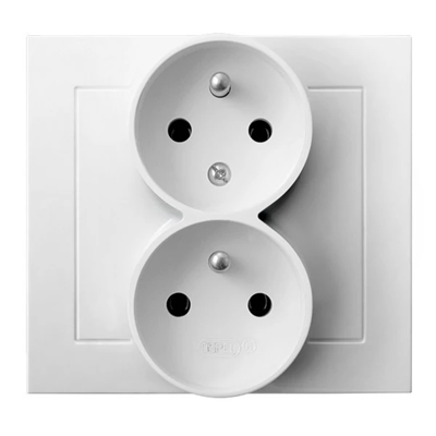 KIER Double socket with earthing and phase invariance white